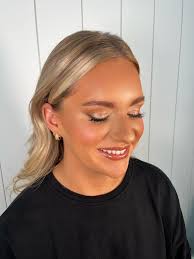 Bailey Hager HMUA