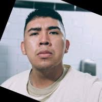 80+ perfiles de «Ismael Robles»