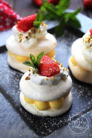 Minis Pavlovas Citron Fraise Pavlova Dessert Gastronomique Recette