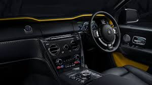 Rolls Royce Cullinan Black Badge 2019 4k Interior Hd Wallpaper 2560x1440 1356938 Wallpaperup Available in hd, 4k and 8k resolution for desktop and mobile. rolls royce cullinan black badge 2019