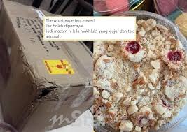 Namun, jika anda perhatikan jenis biskut raya yang muncul tahun demi tahun, banyak sebenarnya yang telah berubah. Mimpi Ngeri Peniaga 144 Bekas Biskut Di Kurier Sampai Pada Customer Tapi Hancur Berderai Rezeki Semut Makan Biskut Raya Viral Mstar