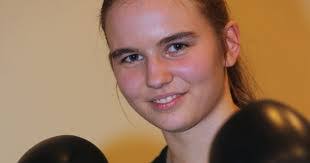 Lorraine Lutz's Instagram, Twitter & Facebook