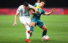 Argentina, españa, australia y egipto. Juegos Olimpicos La Seleccion Debuto En Tokio 2020 Con Una Derrota Ante Australia Entrelineas Info