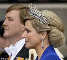 Oh the beauties: New King & Queen of the Netherlands sail Amsterdam with  young princesses for royal water pageant (PHOTOS) » YNaija
