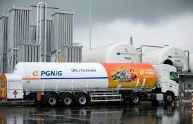 Spot reklamowy kampanii przejdź na ekofakturę w pgnig emitowany od 11 maja 2020 r. Poland S Pgnig In Lithuanian Lng Trucking Milestone Lng Prime