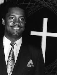 Community unites for fundraiser concert for ailing Abilene pastor