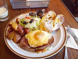 明天又要上班了 假日真快結束 tablejoe hsinchu brunch 新竹 iphone apple taiwan bigcity sogo 三民街 新竹早午餐 beef meat steak 牛肉 egg food and drink