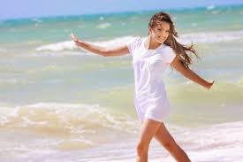 To make you feel better of yourself and to feel stronger. 7 Reasons To Focus On Making Yourself Happy