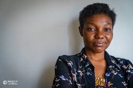 贝宁——丈夫遇害后依然坚定信仰维多利亚（Victorie）和丈夫已成为基督徒，但他们的家人和村里的大多数人都信奉传统的伏都教（ Voodoo  ，也叫巫毒教）。维多利亚的公婆对这对年轻夫妇成为基督徒感到不满，威胁并试图吓唬他们，使其回归异教信仰。 “我们会在房子周围看到血迹 ...