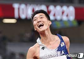 5위 동메달 와아악! 아버지 여홍철 물개박수 친 순간. Yh4st40rsutxum
