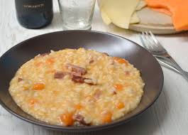 Check spelling or type a new query. Risotto Alla Zucca Con Speck E Scamorza Ricetta Saporita