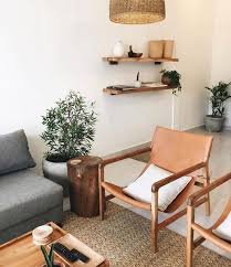 Leather Chairs A Mix Of Mid Century Modern Bohemian And Industrial Interior Style Home And Apartment Decor Decora Industrial Interior Style Home Interior
