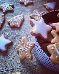Petits Biscuits De Noel Aux Epices Du Bio Dans Mon Bento Biscuit De Noel Petit Biscuit De Noel Petits Biscuits