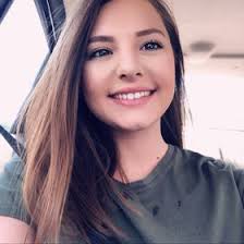 Alyssa Brooks (alyssaannnnnnn)