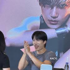 210704 YEJI @ Fansign Event © @xuantwww_itzy  🔗https://twitter.com/xuantwww_itzy #ITZY #있지 #YEJI #예지 #เยจี