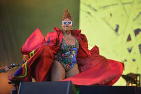 Gaby amarantos — é só se jogar 02:05. Gaby Amarantos Faz Show Com Discurso Empoderado No Rock In Rio Amo Meu Corpo Rock In Rio Gshow