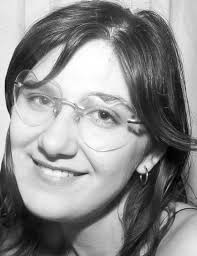 Elizabeth Dewald's Instagram, Twitter & Facebook