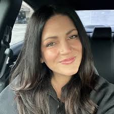 Katie Sottile's Instagram, Twitter & Facebook