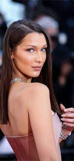 Isabella khair hadid is an american model. Best Bella Hadid Iphone Hd Wallpapers Ilikewallpaper