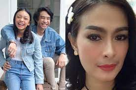 Membela rizki d'academy yang merupakan mantan pacar lesti. Devano Danendra Dan Anak Nola B3 Santer Diisukan Pacaran Iis Dahlia Beri Penolakan Keras Karena Hal Ini Semua Halaman Nakita