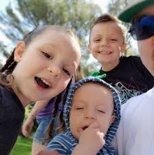 Does anyone play disc golf in Peoria Arizona area?