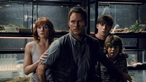 Chris pratt, bryce dallas howard, rafe spall and others. Film Jurassic World Into Film