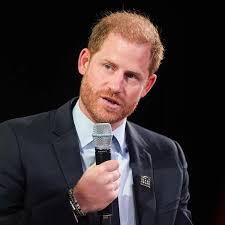 Prince Harry was given 'manly talk' by unlikely source to persuade him to  stay in the UK
