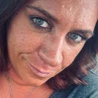 Jennifer Pulliam's Instagram, Twitter & Facebook