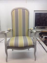 Fauteuil Voltaire A Rayures Chaise De Chambre Fauteuil Voltaire Idee Deco Maison