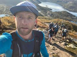 Fred (47) frå Stord spring mil på mil i bratt terreng