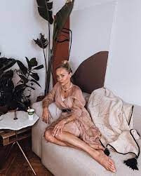 Chat with live cams girls on es.chaturbate.com! Anna Skura S Feet Wikifeet