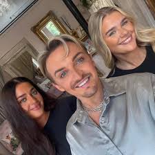 Martina Liana exclusively in both boutiques.....make your special  appointment today! 🍾 🥂 🍾 🥂 #weddinginspiration #weddingshopleeds  #weddingshopmanchester