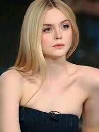 DakotaFanning is just like us and a “#Bravo-lebrity” fan. 🤩 #TheWatc...