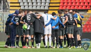 100 anni di storia azzurra, 100 anni di empoli fbc. Cremonese Empoli 2 2 Non Basta Mancuso Ciofani Frena La Capolista La Repubblica