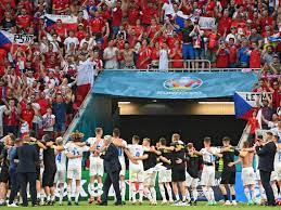 De nos zendt dinsdag (6 maart) een rechtstreeks verslag uit van de wedstrijd om de uefa champions league tussen liverpool en fc barcelona op nederland 3. Evjpm7cwphluim