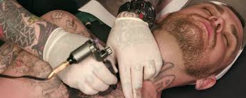 Hier findet ihr unsere eindrücke in bildern Mallorca Deutsche Neonazis Sollen Schwarzen Tursteher Ins Krankenhaus Geprugelt Haben