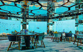 Underwater Restaurant In Maldives 1387 X 882 Roomporn Underwater Restaurant Modern Restaurant Maldives