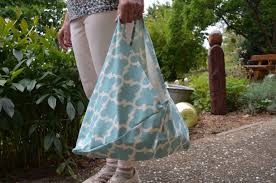 Der palettentisch hat eine größe von 71,5 x 45 cm mit einer höhe von 36 cm. Kuchentasche Im Origamistil Nahen Bernina Blog