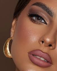 Mallory Bolin's Instagram, Twitter & Facebook