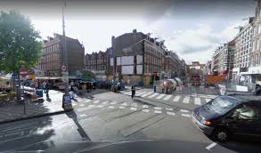 Kadasterdata.nl heeft alle huisnummers, postcodes en buurtinformatie. Sraym4o617zwjm