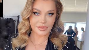 Loredana groza fara strop de machiaj! Elena Boncea Iubit