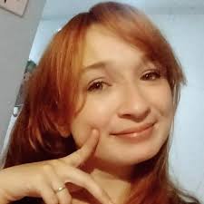 O trio apocalíptico da fofoca, Bai Lu, Zhao Lusi e Dylan Wang estavam  fofocando enquanto rolava a premiação do Weibo Vision Conference. Queria  ser uma mosca para saber o que a Bai