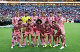 A lot of dudes cum in girl.