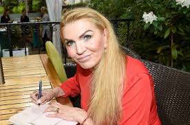 Nahrávejte, sdílejte a stahujte zdarma. Byvala Milenka Gotta Martina Formanova Proc Si Nakonec Kafe Cz