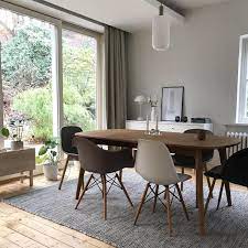 Falls sie im esszimmer den fußboden mit fliesen oder aber holz verlegt haben, dann kann es beim abendessen in den kühleren monaten schon einmal kalt an den füßen werden. Esstischliebe Esszimmer Teppich Nordicliving C