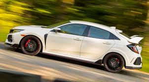 Ayrıca var olan lpg ve benzin ile kaç kilometre gidilebileceği bilgisi de gösterge panelinde yer alır. 2017 Honda Civic Type R Review The Best 35 000 Sports Sedan You Can Buy Extremetech