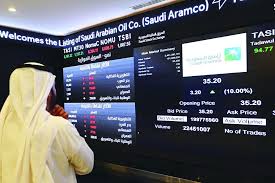 شعار سوق الأسهم السعودي (تداول) انهار سوق الأسهم السعودي والذي يعرف بإسم (فبراير الأسود) في عام 2006 وكان عدد الشركات المدرجة 76 شركة مما تسبب بخسارة تقدر بتريليون ريال سعودي مما ادى إلى إفلاس. Ø¬Ø±ÙŠØ¯Ø© Ø§Ù„Ø¨Ù„Ø§Ø¯ Ù…Ø¤Ø´Ø± Ø³ÙˆÙ‚ Ø§Ù„Ø£Ø³Ù‡Ù… Ø§Ù„Ø³Ø¹ÙˆØ¯ÙŠØ© ÙŠØºÙ„Ù‚ Ø¹Ù„Ù‰ Ø§Ø±ØªÙØ§Ø¹