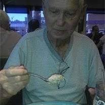 Larry Clink's Instagram, Twitter & Facebook