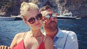 Turkey, country that occupies a unique geographic position, lying partly in asia and partly in europe and serving as both a bridge and a barrier between them. Toni Garrn Liebes Urlaub Mit Saudi Millionar Mohammed Al Turki Gala De