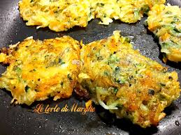 Potete servirlo caldo, ma anche freddo, come antipasto o su un tavolo da buffet per un aperitivo. Rosti Di Patate Zucchine E Carote Golosissimi Le Torte Di Marghe